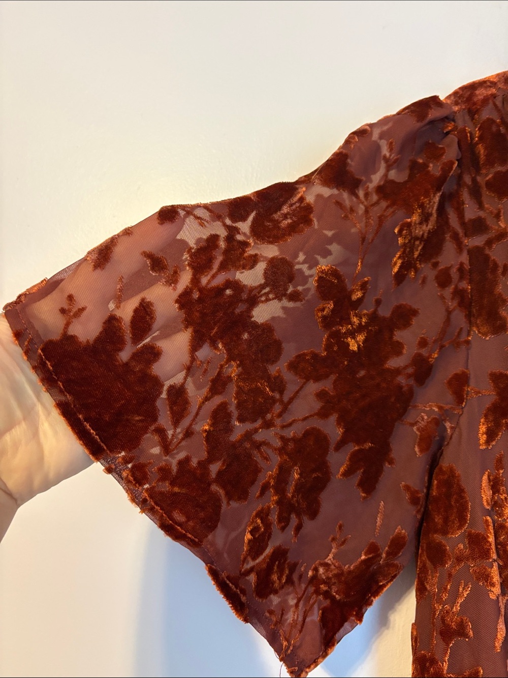 Baltic Born Uma Velvet Maxi Dress in Copper Floral size L - Picture 12 of 16